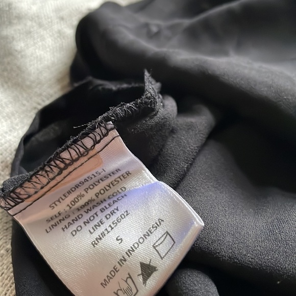 LAST CHANCE 
Lush Strappy Chiffon Midi Dress - Picture 4 of 4